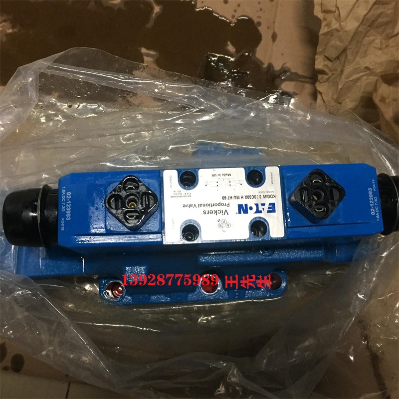 威格士柱塞泵PVQ20-B2R-A9-SS1S-21-C21-12 威格士柱塞泵PVQ20-B2L-SE1S-21-C21-12 威格士柱塞泵PVQ20-B2R-SS1S-21-CM7-12