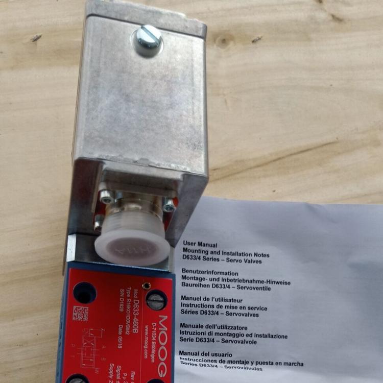 MOOG穆格伺服阀 D662-4014 D01JABF6VSX2-A