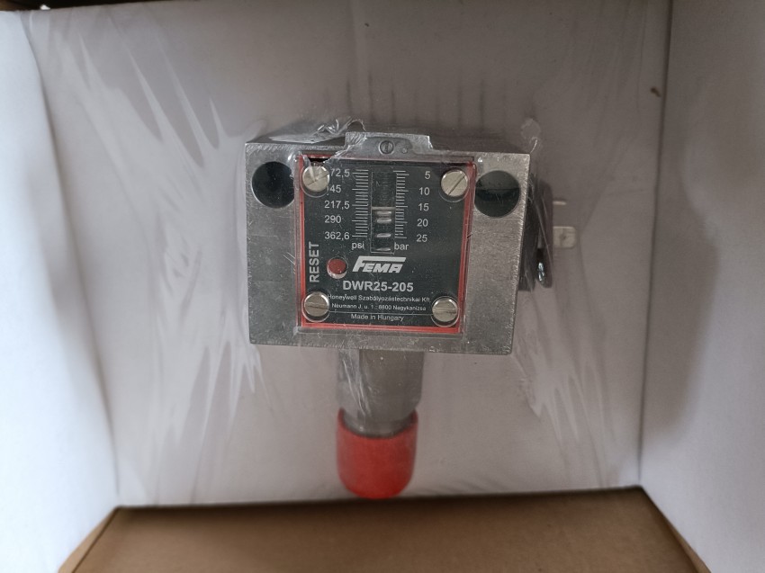 美国Honeywell霍尼韦尔 马达风门执行器 LKS210-21